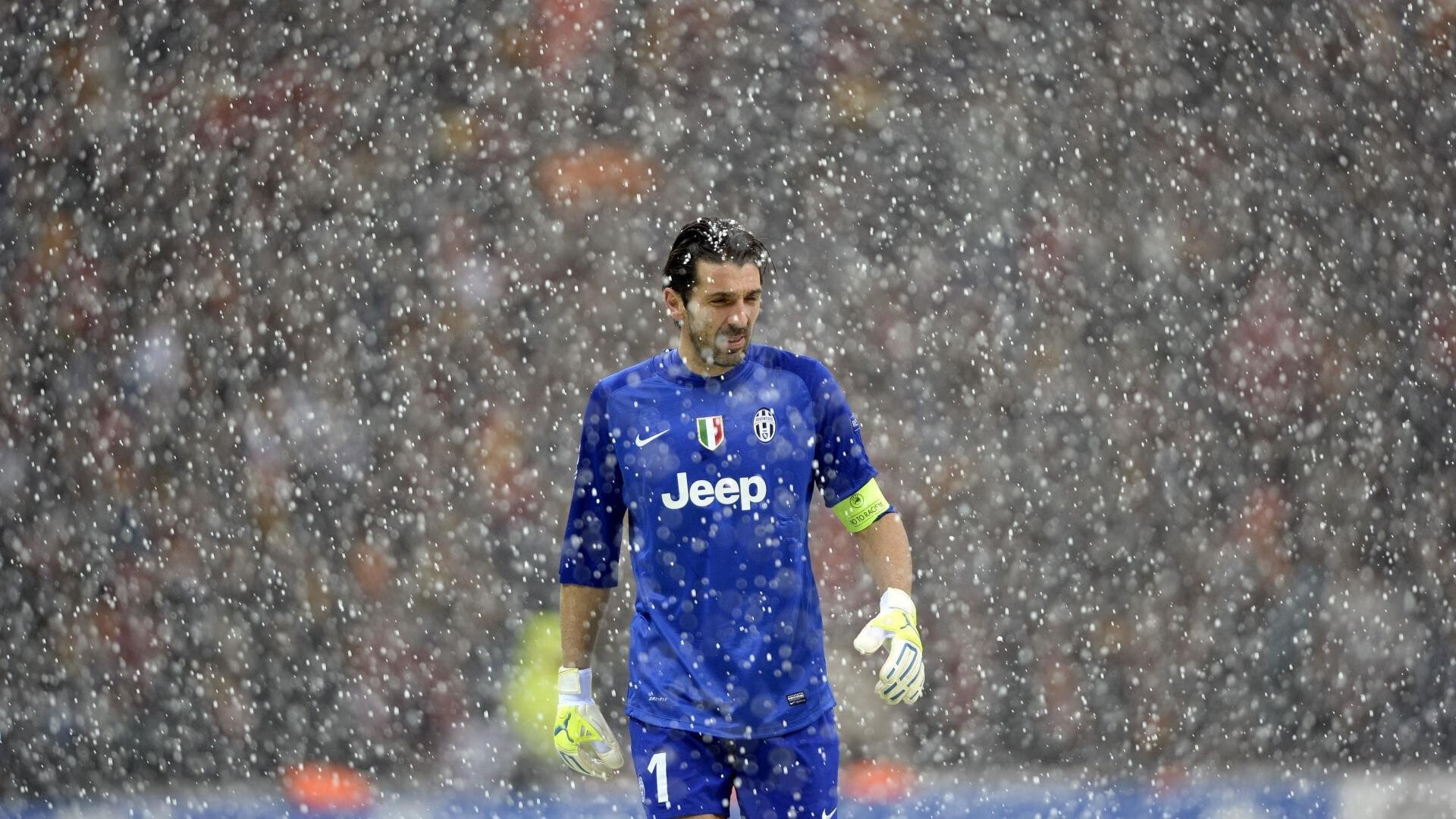 赛道上的枪手，富安健洋在F1巴林揭幕战中终结奥地利传奇