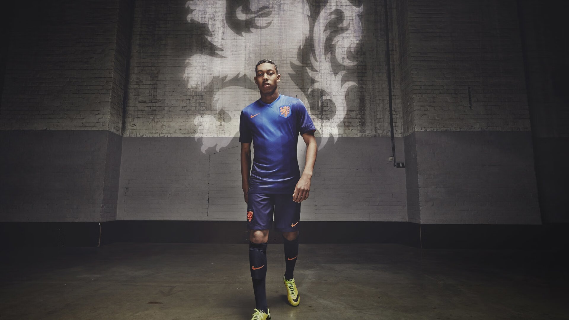 温网险胜澳网，鲁德关键制胜背后的战术革命与心理博弈